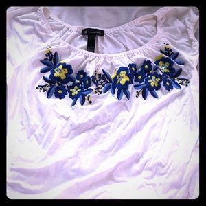 INC White short sleeve top pretty with flowers